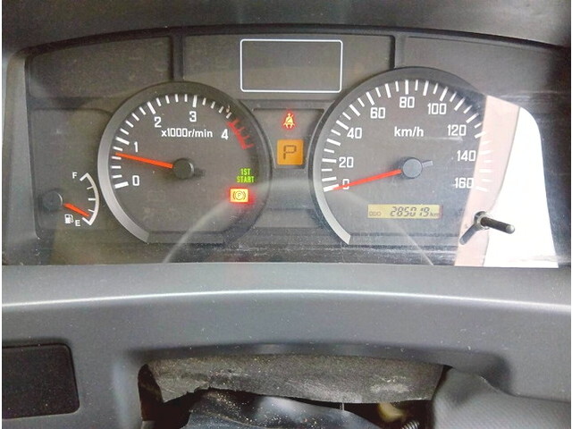 いすゞエルフアルミウイング小型（2t・3t）[写真22]