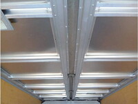 いすゞエルフアルミウイング小型（2t・3t）[写真10]