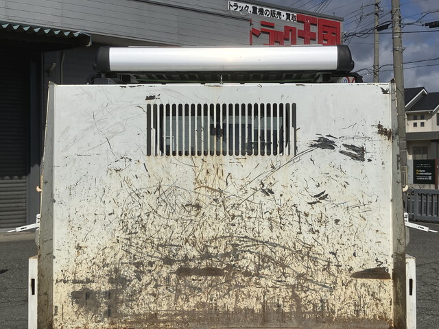 三菱ふそうキャンターダンプ小型（2t・3t）[写真15]