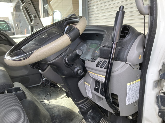 三菱ふそうキャンターダンプ小型（2t・3t）[写真34]