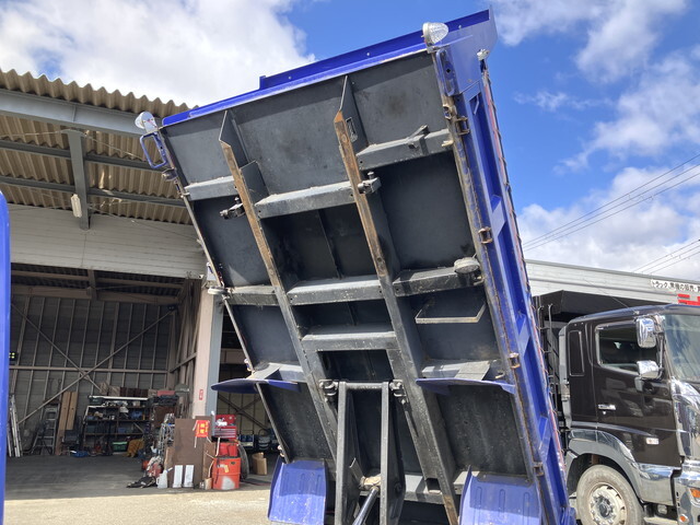 日産アトラスダンプ小型（2t・3t）[写真20]