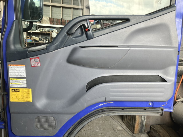 日産アトラスダンプ小型（2t・3t）[写真31]