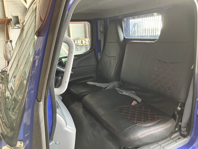 日産アトラスダンプ小型（2t・3t）[写真33]