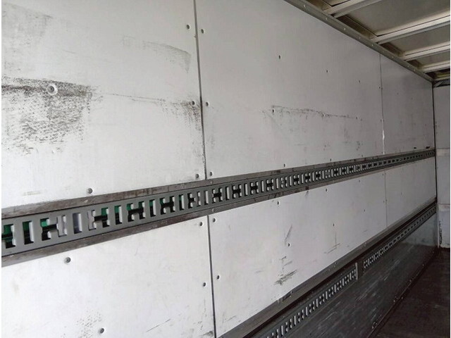 日野レンジャーアルミウイング中型（4t）[写真12]