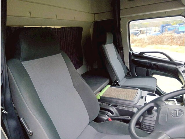 日野レンジャーアルミウイング中型（4t）[写真13]