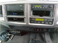 日野レンジャーアルミウイング中型（4t）[写真16]