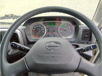 日野レンジャーアルミウイング中型（4t）[写真17]