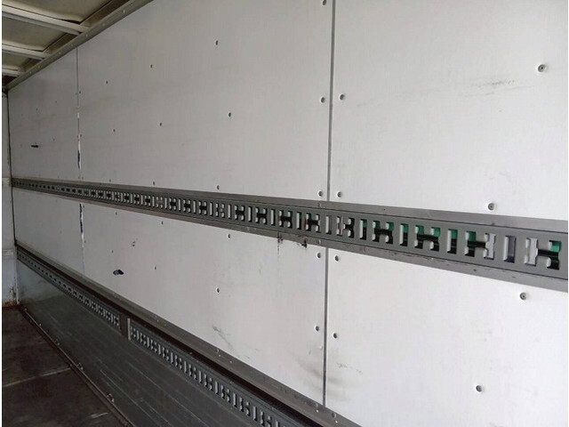 日野レンジャーアルミウイング中型（4t）[写真08]