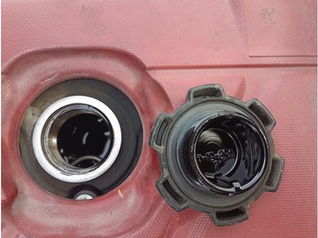 日野デュトロパッカー車（塵芥車）小型（2t・3t）[写真19]