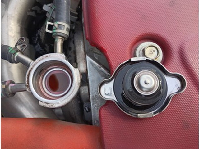 日野デュトロパッカー車（塵芥車）小型（2t・3t）[写真20]