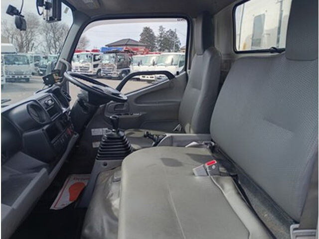 日野デュトロパッカー車（塵芥車）小型（2t・3t）[写真22]