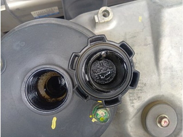 日野プロフィアコンテナ専用車大型（10t）[写真19]