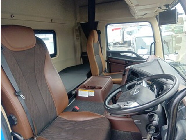 日野プロフィアコンテナ専用車大型（10t）[写真21]