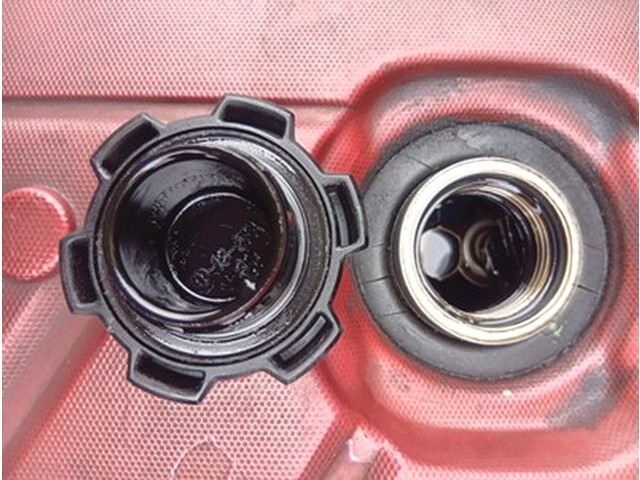 日野デュトロパッカー車（塵芥車）小型（2t・3t）[写真22]