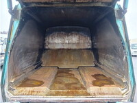 日野デュトロパッカー車（塵芥車）小型（2t・3t）[写真10]