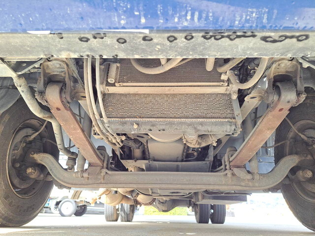 三菱ふそうファイターパッカー車（塵芥車）中型（4t）[写真15]