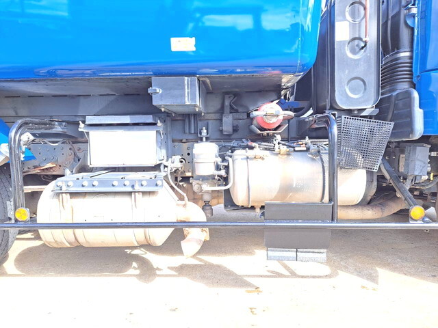 三菱ふそうファイターパッカー車（塵芥車）中型（4t）[写真22]