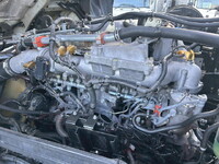 いすゞギガアルミウイング大型（10t）[写真28]