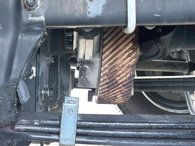 いすゞギガアルミウイング大型（10t）[写真32]