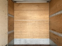 いすゞエルフアルミバン小型（2t・3t）[写真16]