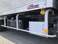 いすゞエルフアルミバン小型（2t・3t）[写真20]