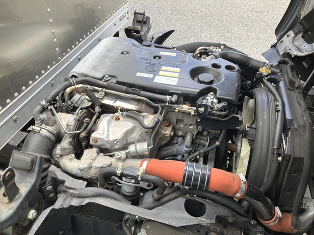 いすゞエルフアルミバン小型（2t・3t）[写真27]