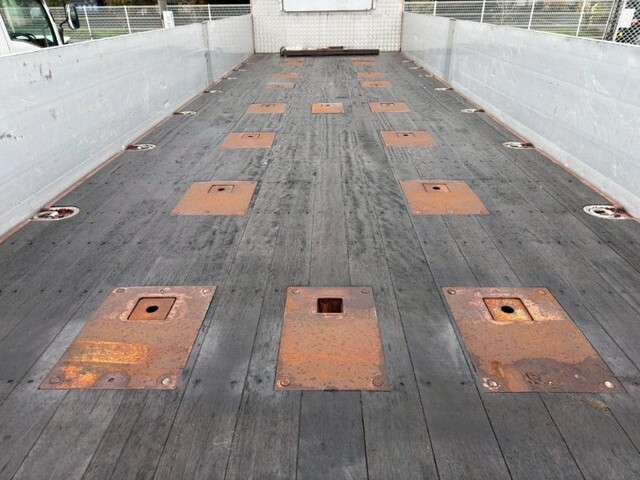 日野プロフィアアルミブロック大型（10t）[写真05]