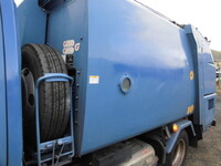 日野デュトロパッカー車（塵芥車）小型（2t・3t）[写真14]