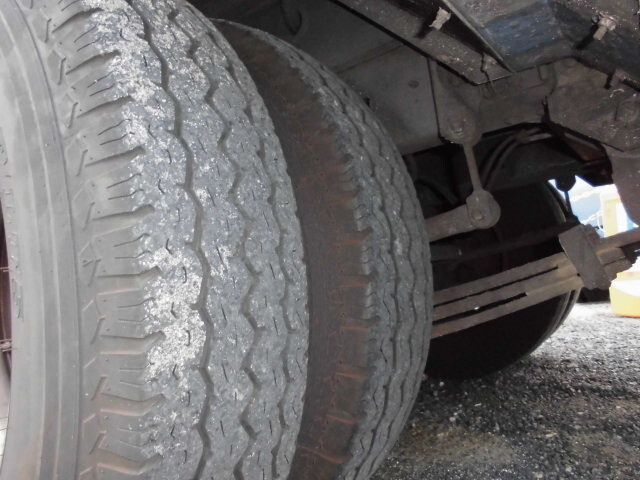 日野デュトロパッカー車（塵芥車）小型（2t・3t）[写真17]