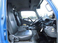 日野デュトロパッカー車（塵芥車）小型（2t・3t）[写真21]