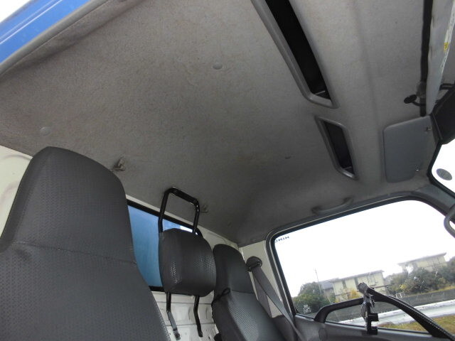 日野デュトロパッカー車（塵芥車）小型（2t・3t）[写真21]