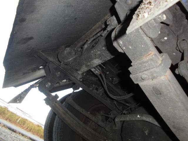 日野デュトロパッカー車（塵芥車）小型（2t・3t）[写真09]