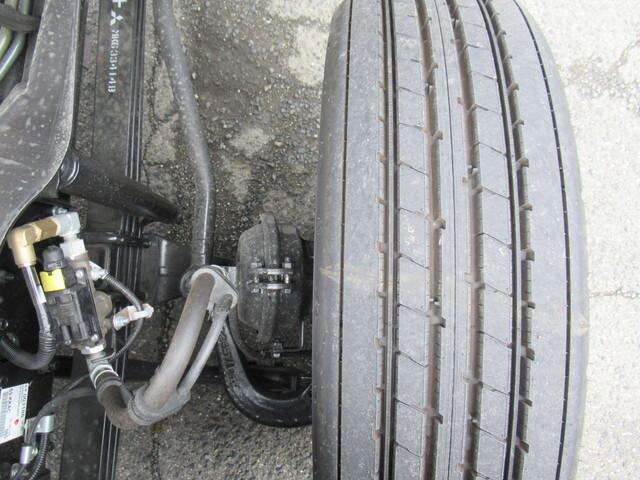 三菱ふそうファイタークレーン5段中型（4t）[写真32]