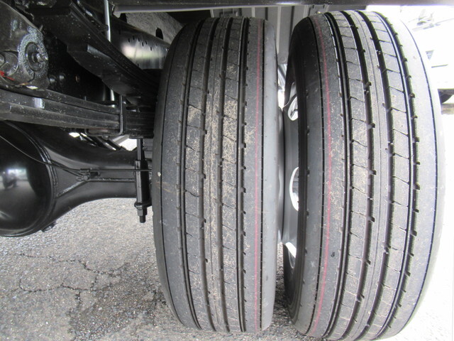 三菱ふそうファイタークレーン5段中型（4t）[写真34]