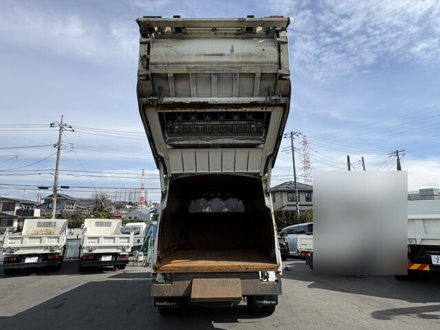日野レンジャーパッカー車（塵芥車）中型（4t）[写真13]