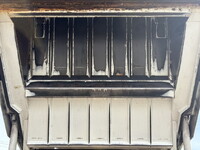 日野レンジャーパッカー車（塵芥車）中型（4t）[写真15]