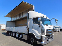 いすゞギガアルミウイング大型（10t）[写真01]