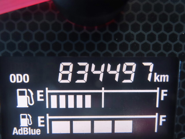 いすゞギガアルミウイング大型（10t）[写真35]