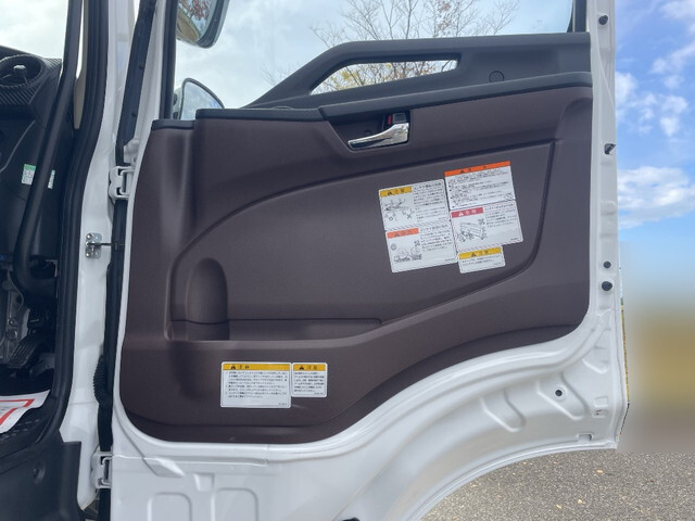 日野プロフィアコンテナ専用車大型（10t）[写真23]