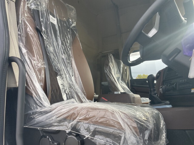 日野プロフィアコンテナ専用車大型（10t）[写真26]