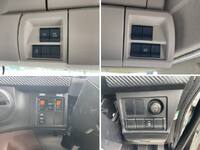 日野プロフィアコンテナ専用車大型（10t）[写真37]