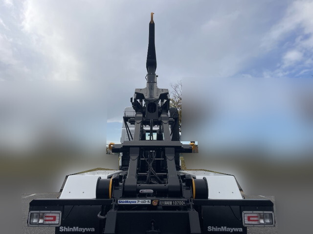 日野プロフィアコンテナ専用車大型（10t）[写真09]