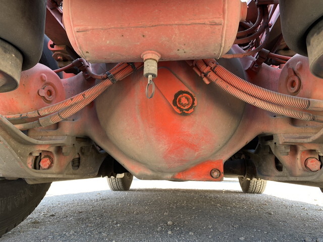 日野プロフィアトレーラーヘッド（トラクターヘッド）大型（10t）[写真18]