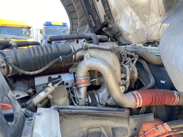 日野プロフィアトレーラーヘッド（トラクターヘッド）大型（10t）[写真31]