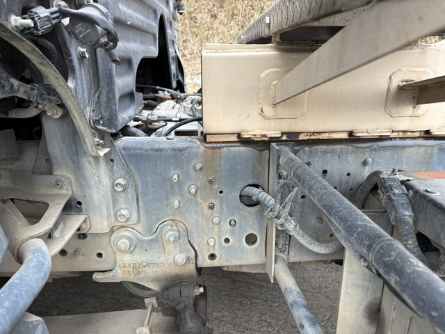 日野プロフィアバルク車（粉粒体運搬車）大型（10t）[写真16]