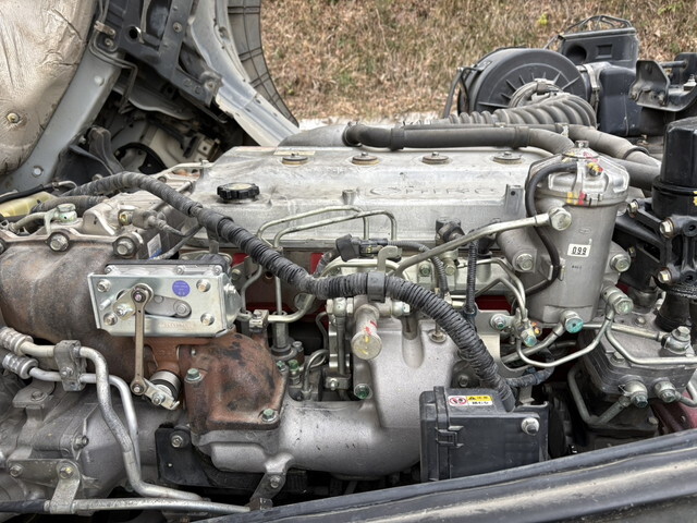 日野プロフィアバルク車（粉粒体運搬車）大型（10t）[写真30]