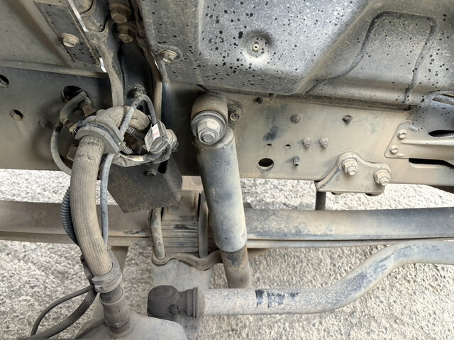 日野プロフィアバルク車（粉粒体運搬車）大型（10t）[写真33]