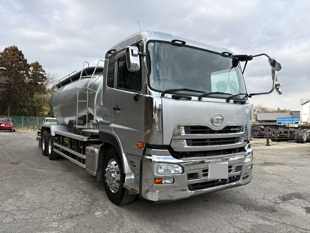 UDトラックスクオンバルク車（粉粒体運搬車）2014年(平成26年)QKG-CD5ZL
