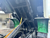 日野レンジャーパッカー車（塵芥車）中型（4t）[写真19]