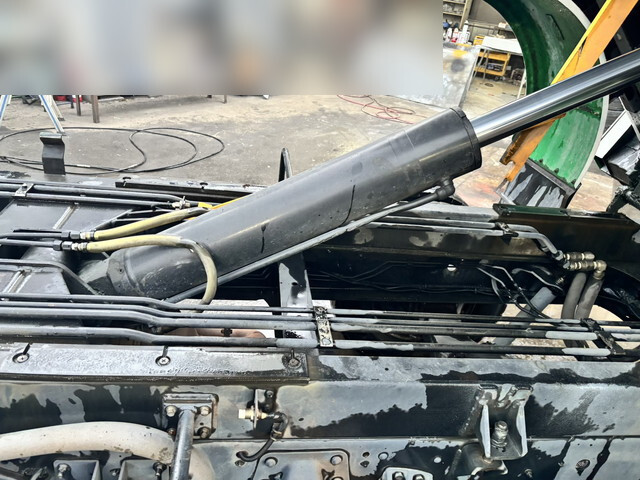 日野レンジャーパッカー車（塵芥車）中型（4t）[写真20]